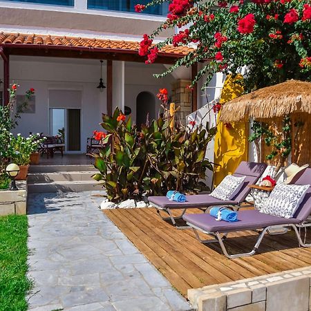 Laia Seafront Luxury Apartments Agia Pelagia  Esterno foto