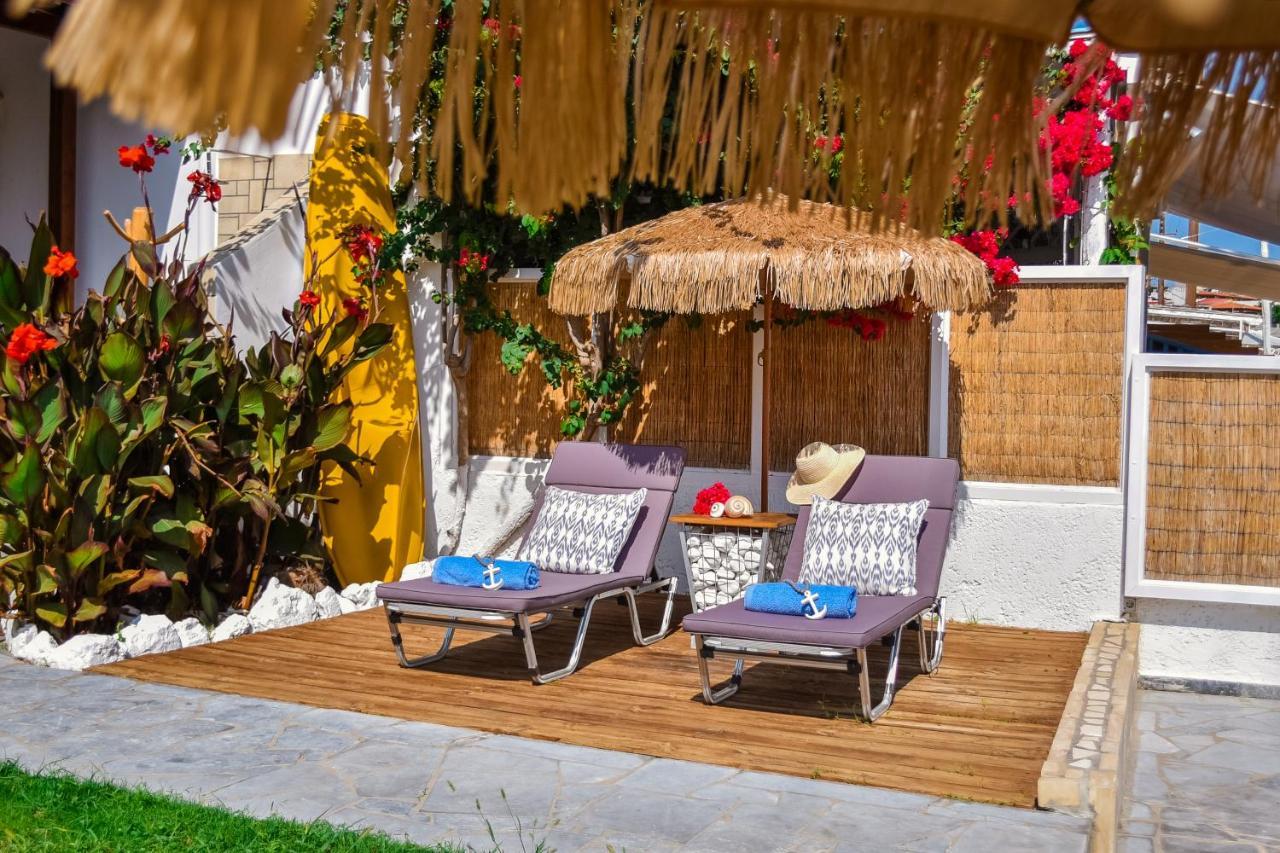 Laia Seafront Luxury Apartments Agia Pelagia  Esterno foto