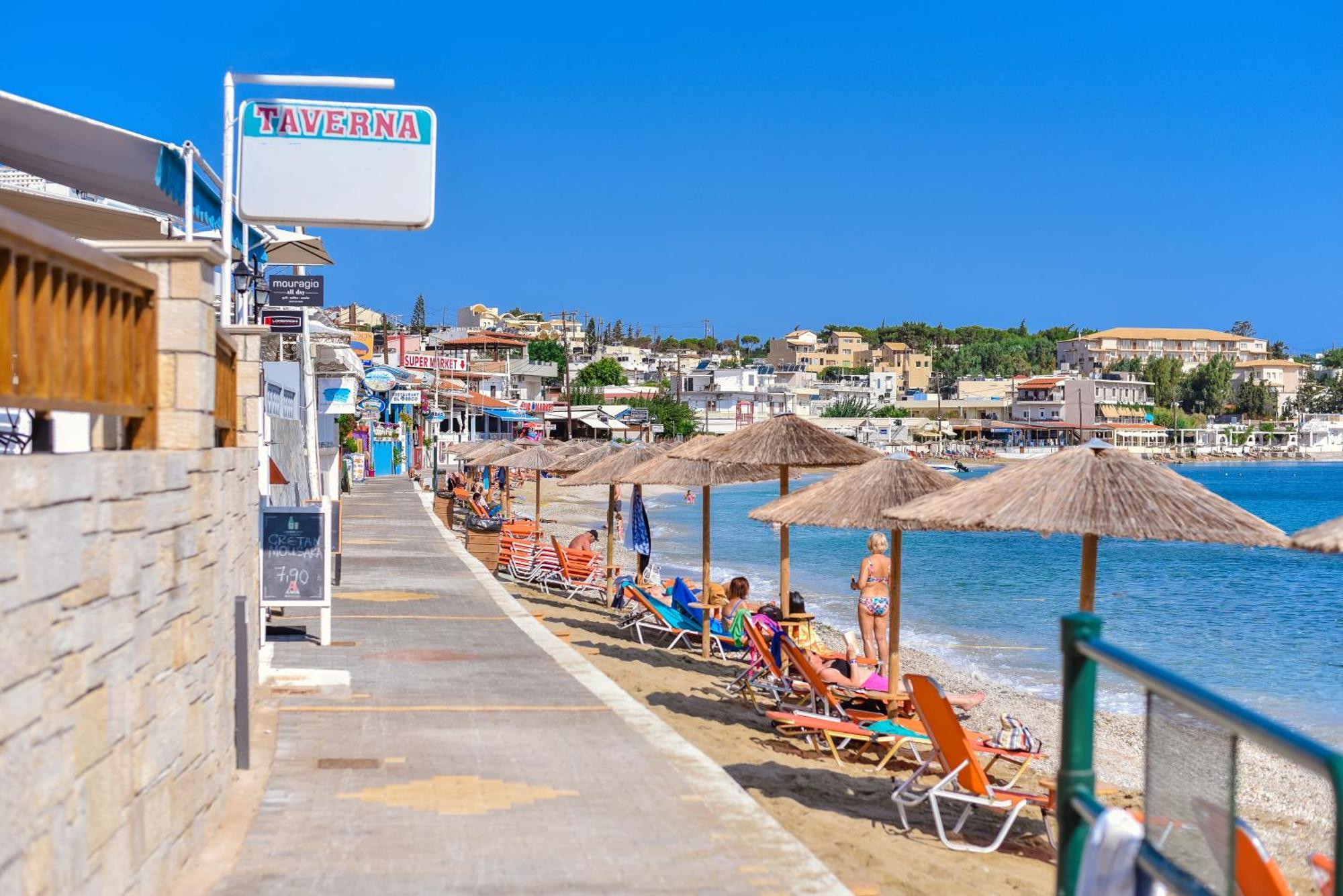 Laia Seafront Luxury Apartments Agia Pelagia  Esterno foto