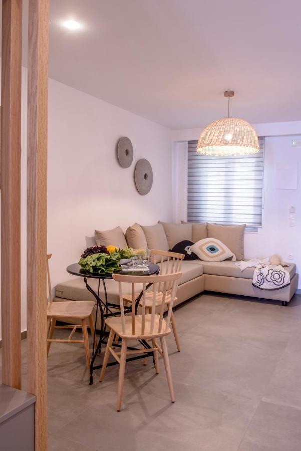 Laia Seafront Luxury Apartments Agia Pelagia  Esterno foto