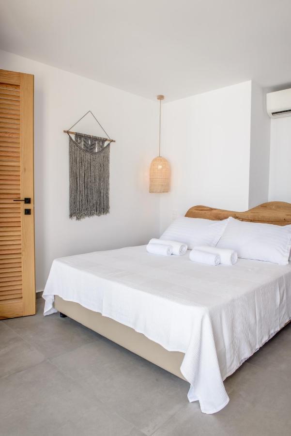 Laia Seafront Luxury Apartments Agia Pelagia  Esterno foto