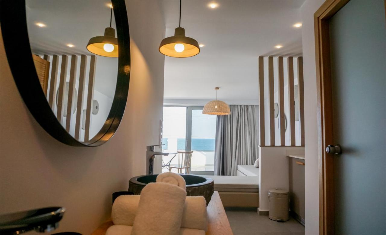 Laia Seafront Luxury Apartments Agia Pelagia  Esterno foto