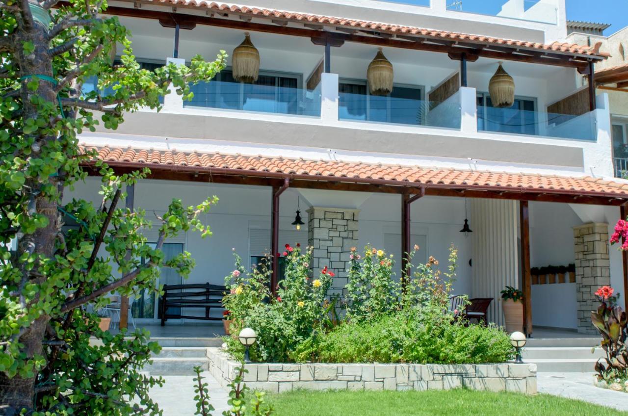 Laia Seafront Luxury Apartments Agia Pelagia  Esterno foto